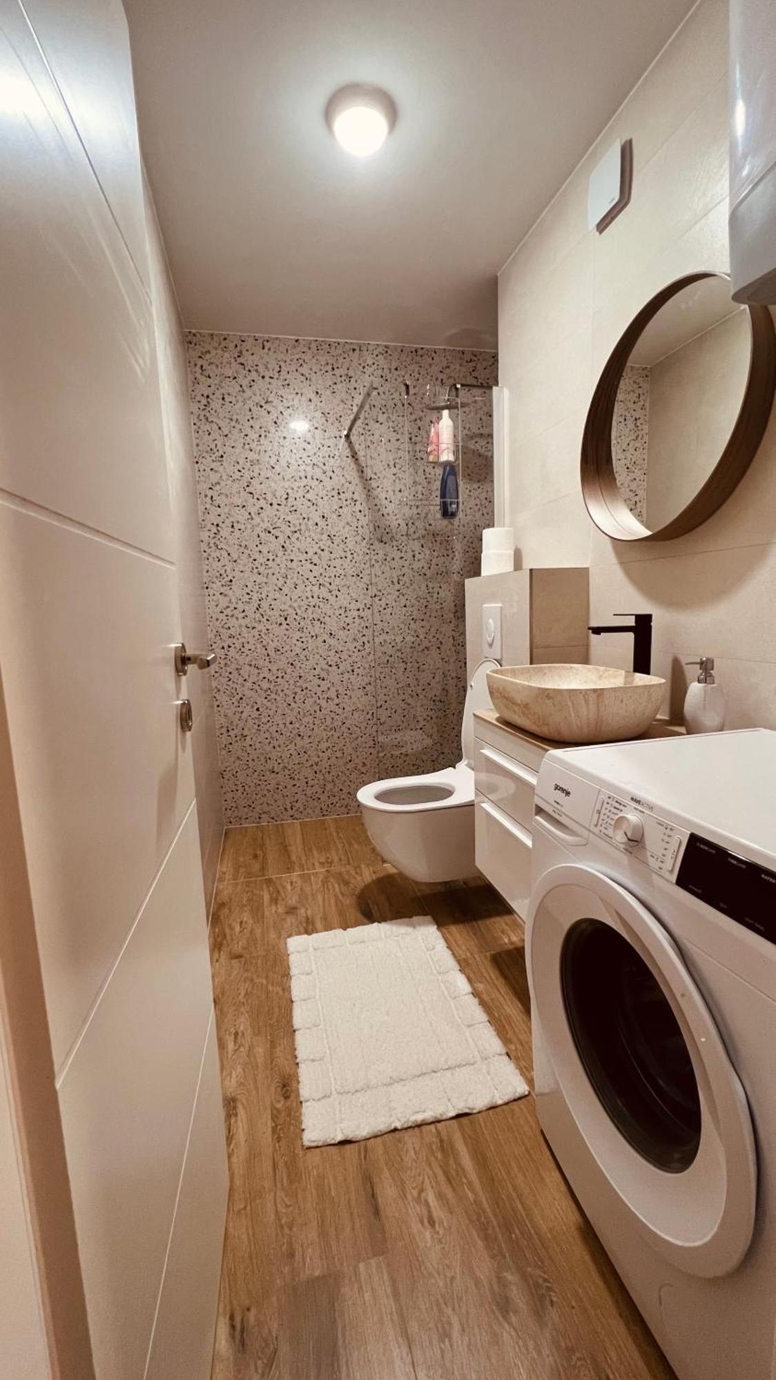 Bright & Sunny Two Bedroom Apartment Dubrovnik