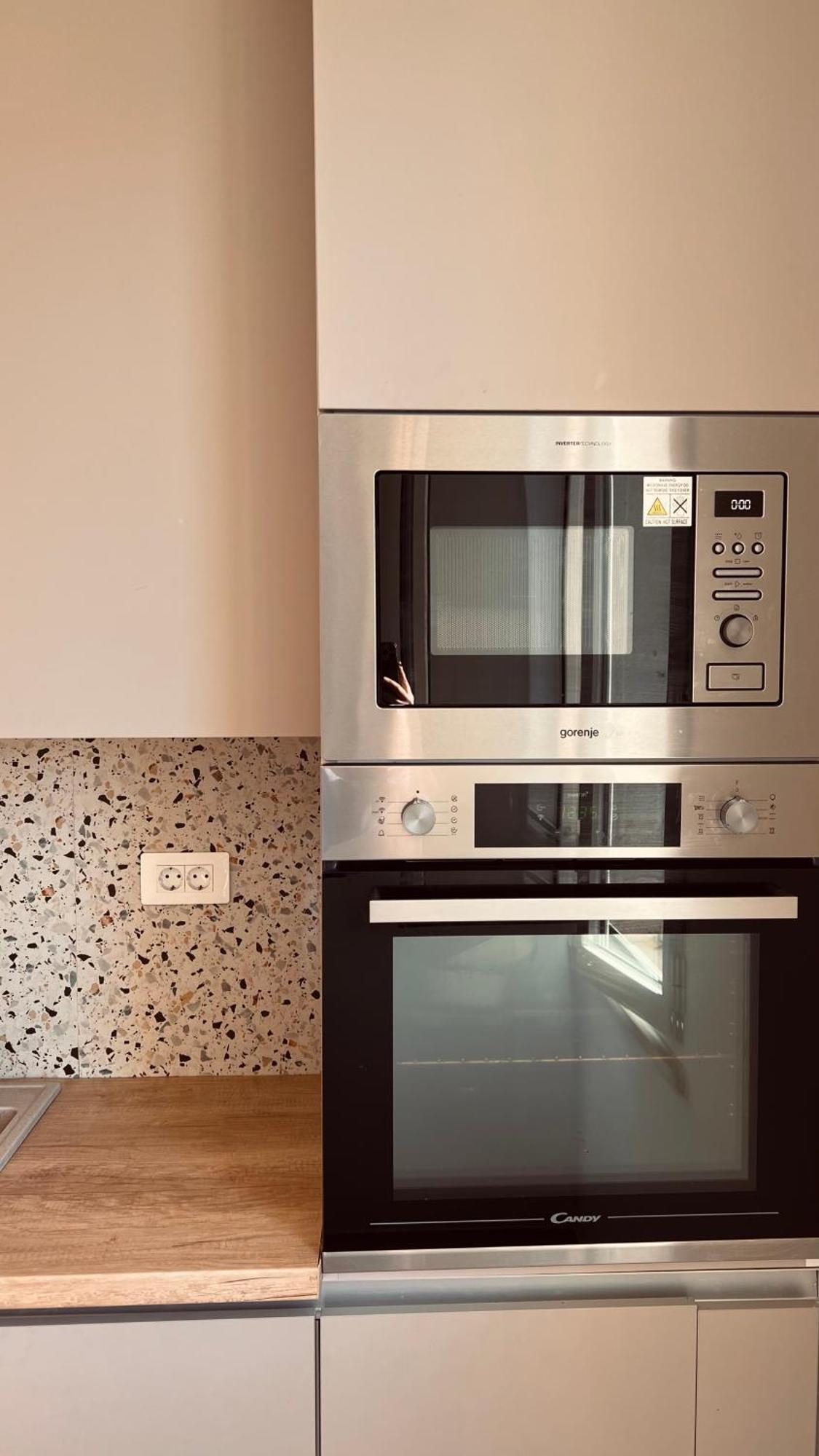 Bright & Sunny Two Bedroom Apartment Dubrovnik
